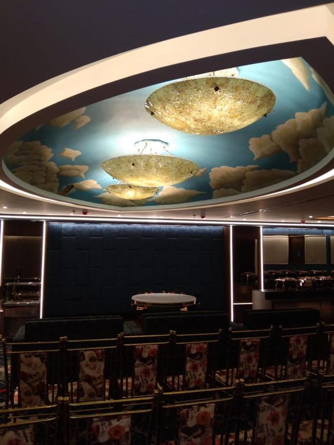 Hotel Smily Лудяна Екстериор снимка
